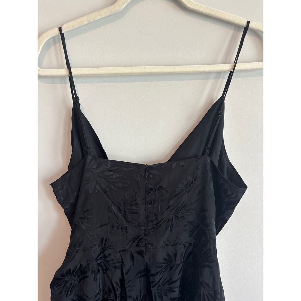NWT Steve Madden Georgina Jacquard Faux Wrap
Satin Minidress In Black Size 12 - Picture 7 of 7